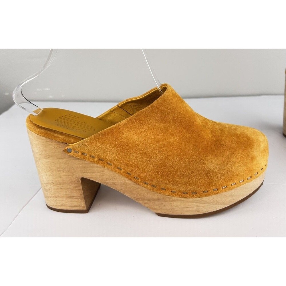 Charlotte Stone Marlo Clogs SuedePlatform Yolk Yellow Womens Size 9